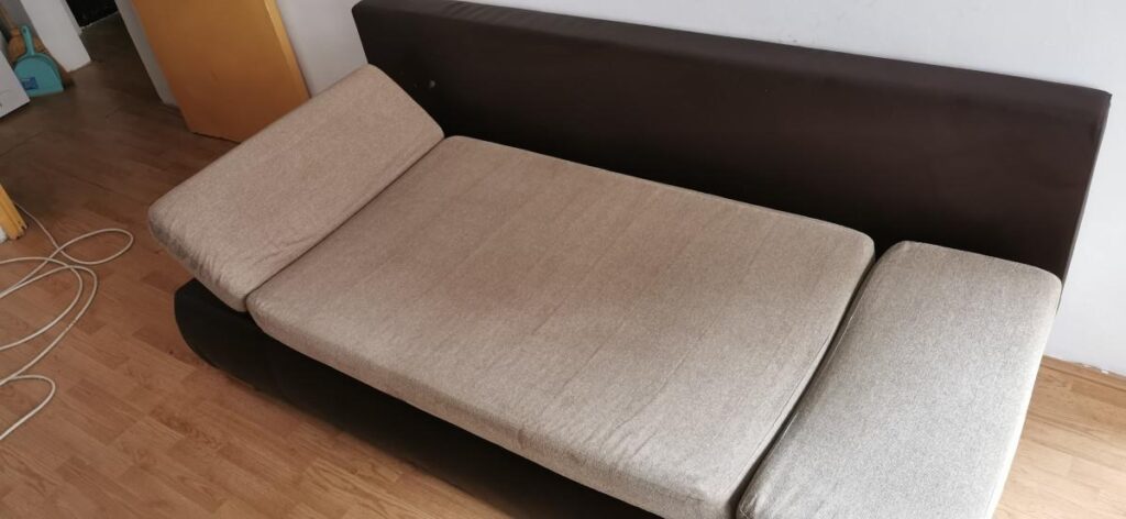 canapeaua igienizata curatata in oradea cleanspot