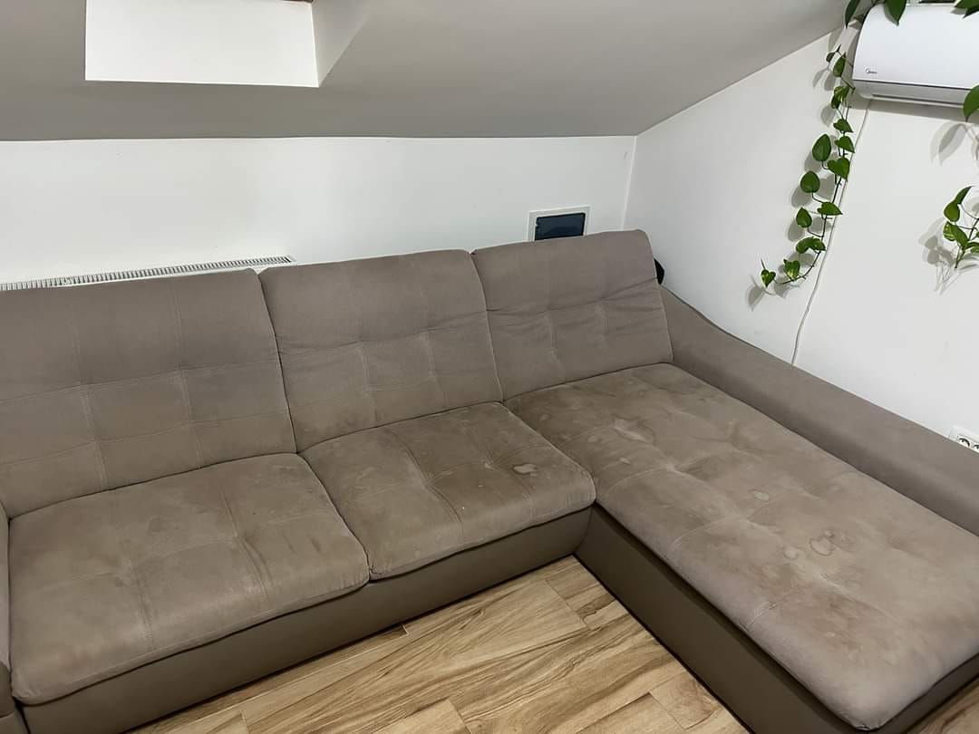 canapea murdară înainte curățare Oradea