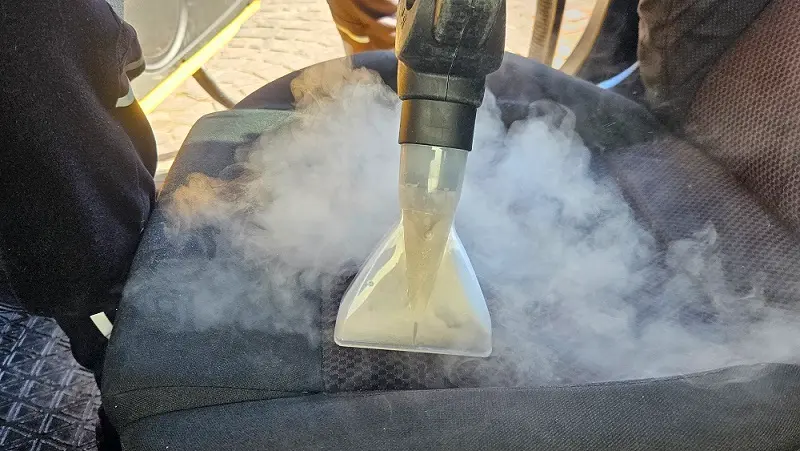 detailing spalatorie cu aburi pentru tapiterie interior auto in oradea cleanspot