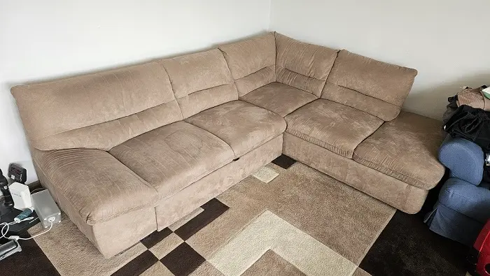 canapea colțară murdară înainte de curățare profesională Oradea