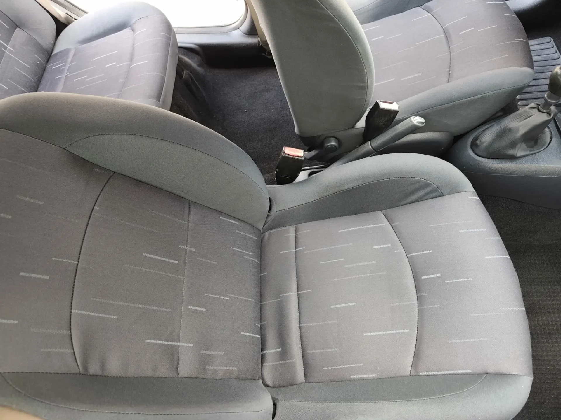 scaune auto curate Oradea rezultat după curățare profesională tapiterie