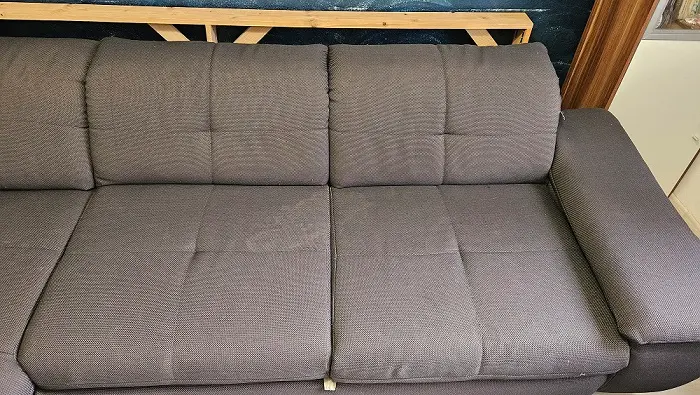 tapiterie canapea curată Oradea rezultat după curățare profesională