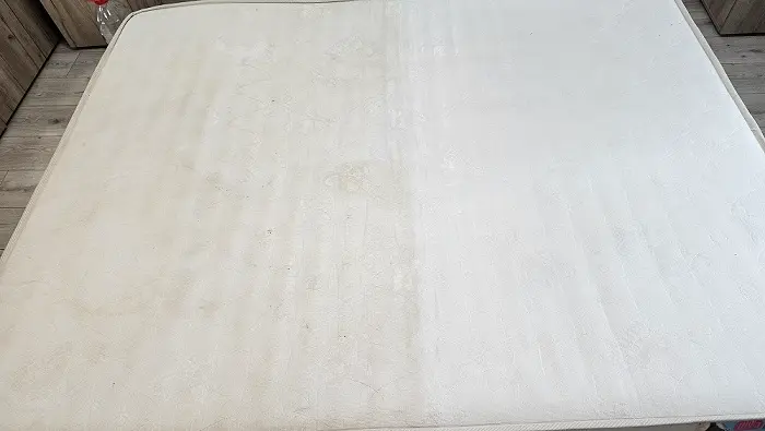 saltea curată după spălare cu aburi Oradea fără pete și mirosuri