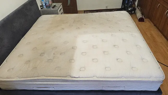 curățare saltea Oradea înainte și după cu aburi rezultate vizibile