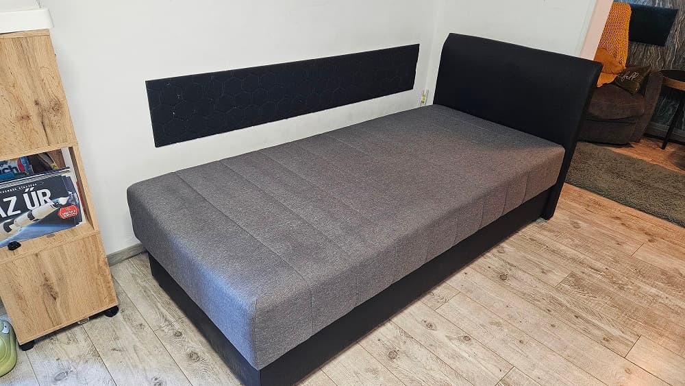 Canapea dupa curatare si igienizare profesionala realizata de CleanSpot Oradea