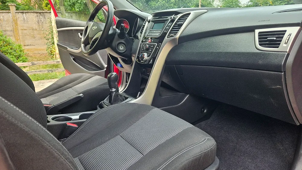 detailing-auto-curatare-profesionala-interior-auto