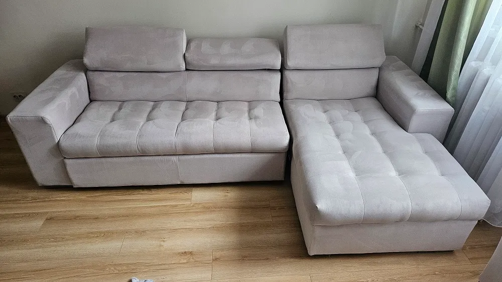 Spălare tapițerie colțar prin injecție-extracție – Oradea